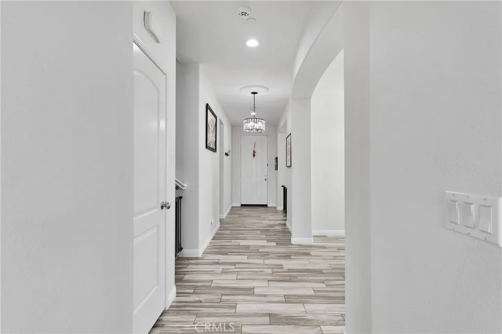 13458 Snowdrop Court, Victorville, California 92394 home-pic-4