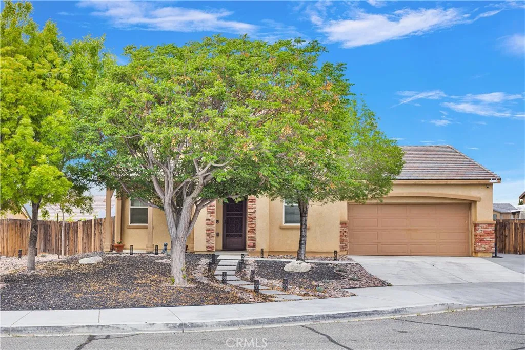 13458 Snowdrop Court, Victorville, California 92394 home-pic-2