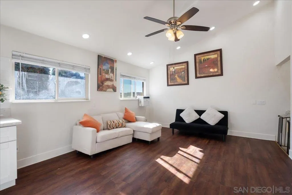 4353 51 St 6, San Diego, California 92115 home-pic-3
