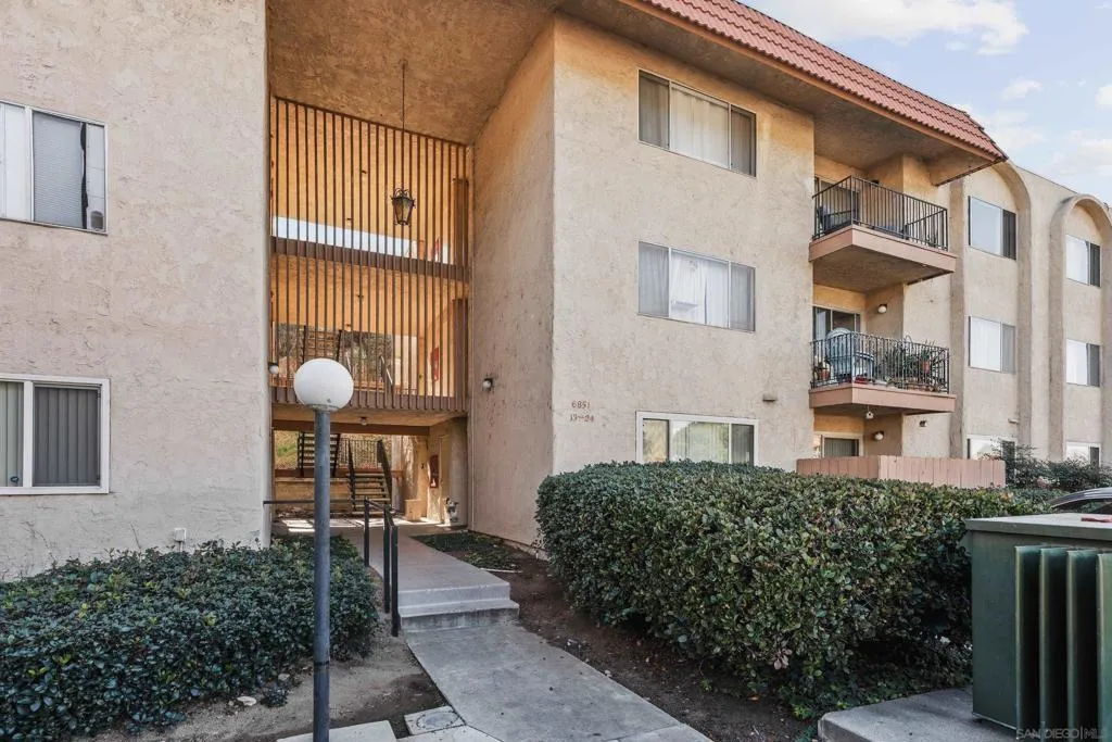 , San Diego, California 92120 home-pic-25