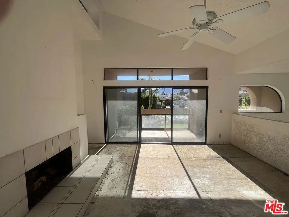 861 Village Square, Palm Springs, California 92262 home-pic-23