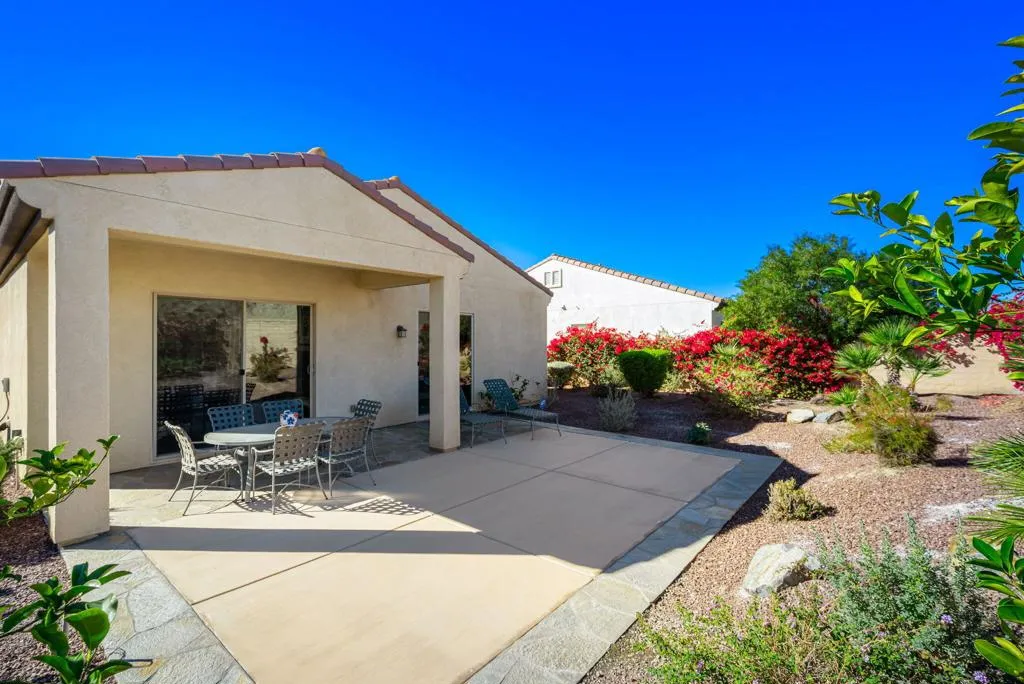 81242 Camino Lampazos, Indio, California 92203 home-pic-3