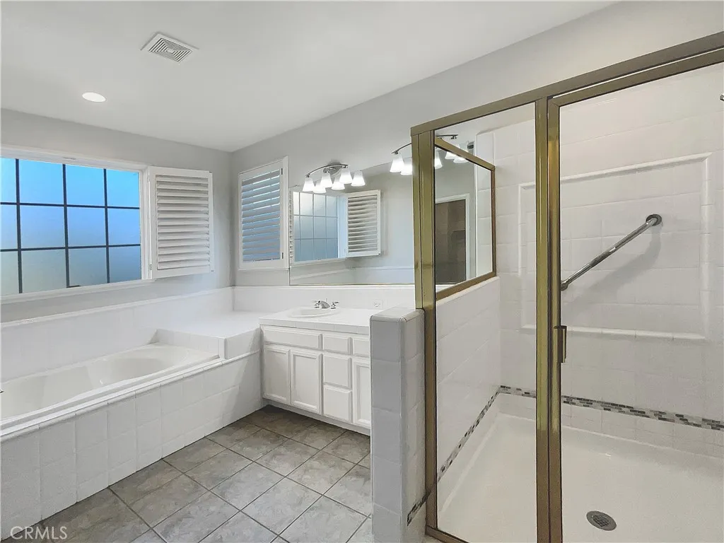 51 Village Square, Pleasant Hill, California 94523 home-pic-21