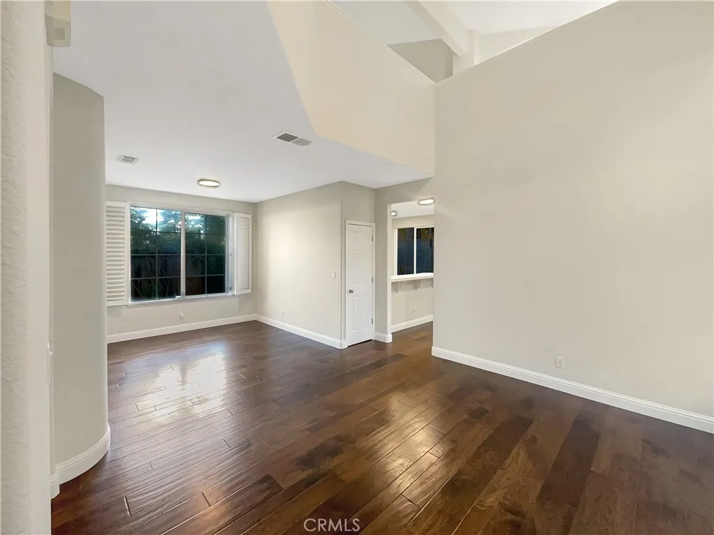 51 Village Square, Pleasant Hill, California 94523 home-pic-8