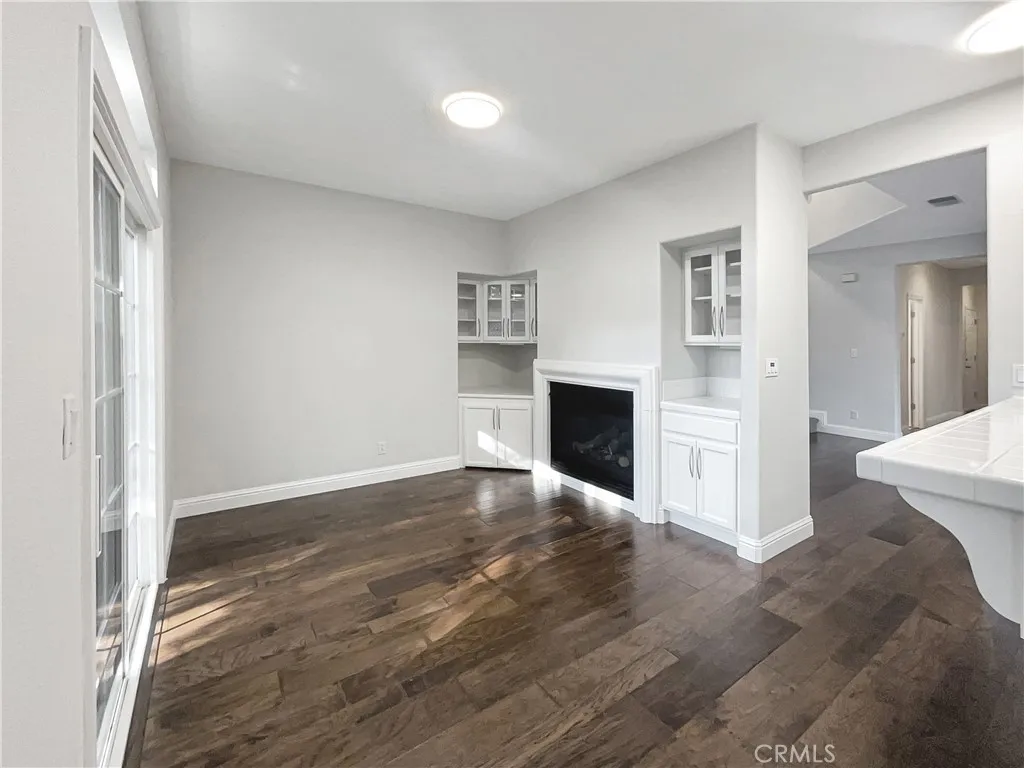 51 Village Square, Pleasant Hill, California 94523 home-pic-2
