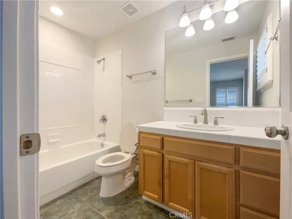 51 Village Square, Pleasant Hill, California 94523 home-pic-19