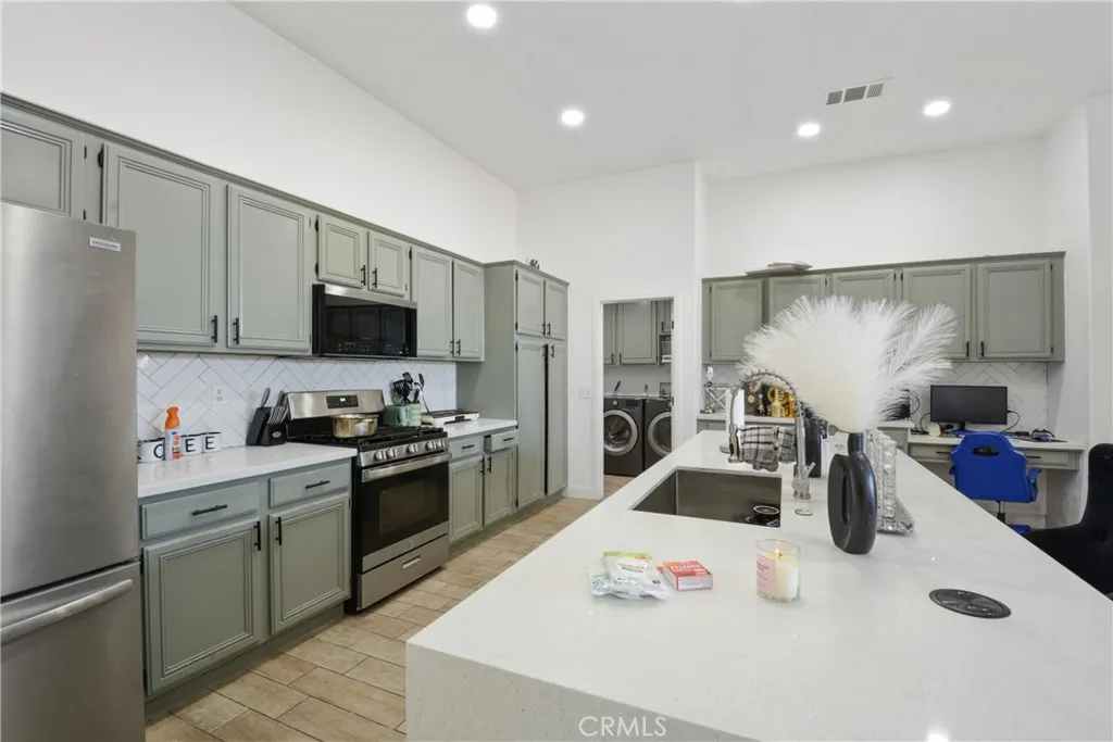 14152 Nantucket, Hesperia, California 92344 home-pic-7