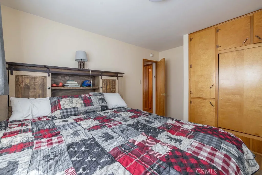782 Tehama Drive, Big Bear, California 92315 home-pic-12