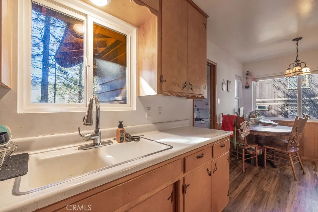 782 Tehama Drive, Big Bear, California 92315 home-pic-4