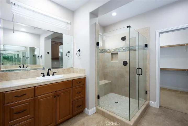 Master En Suite Bathroom