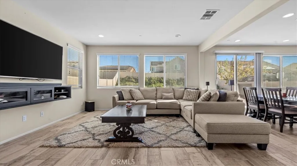 1672 Milford Way, Beaumont, California 92223 home-pic-4