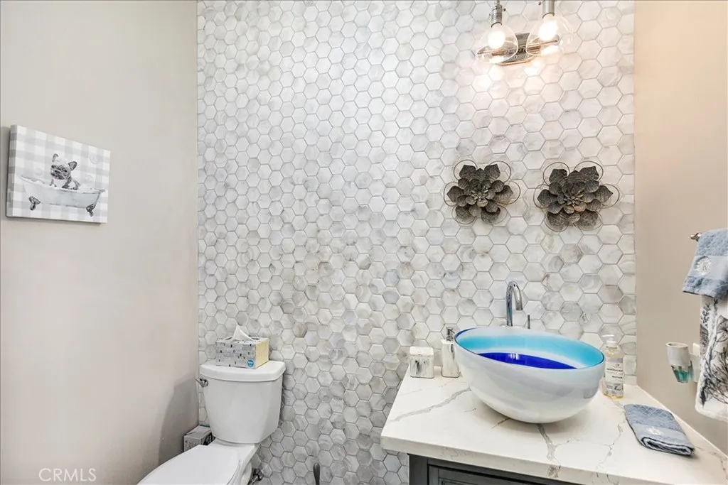 38000 Via Vista Grande, Murrieta, California 92562 home-pic-46