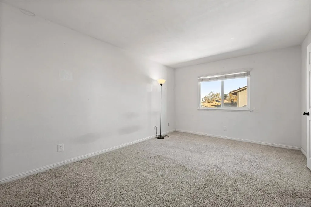 4561 Brookview Ct, Chino Hills, California 91709 home-pic-12