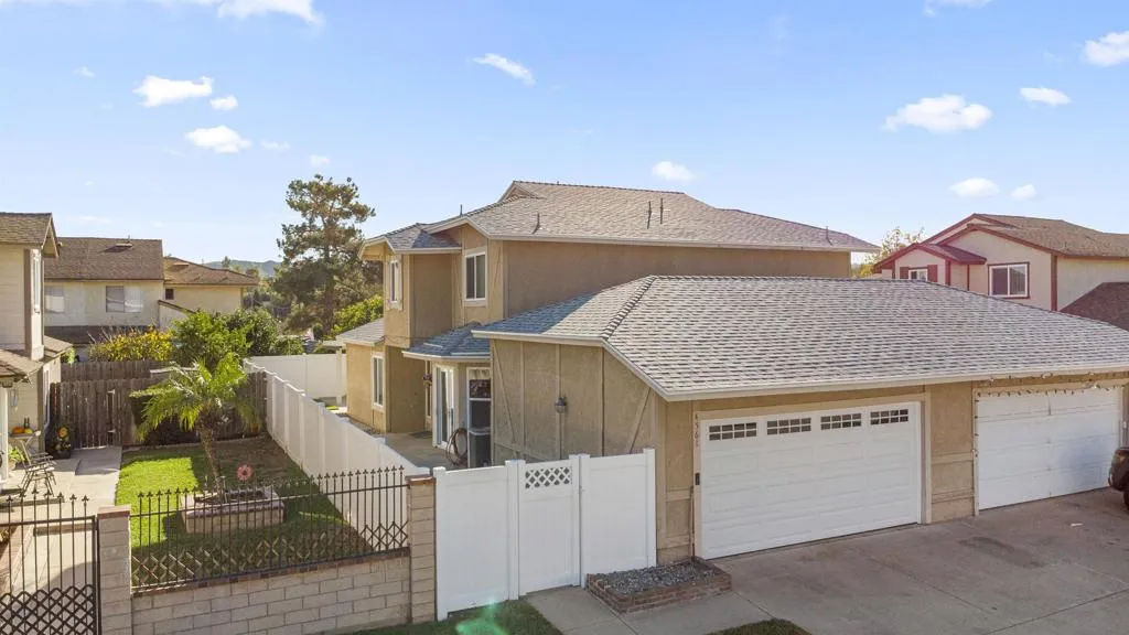 4561 Brookview Ct, Chino Hills, California 91709 home-pic-0