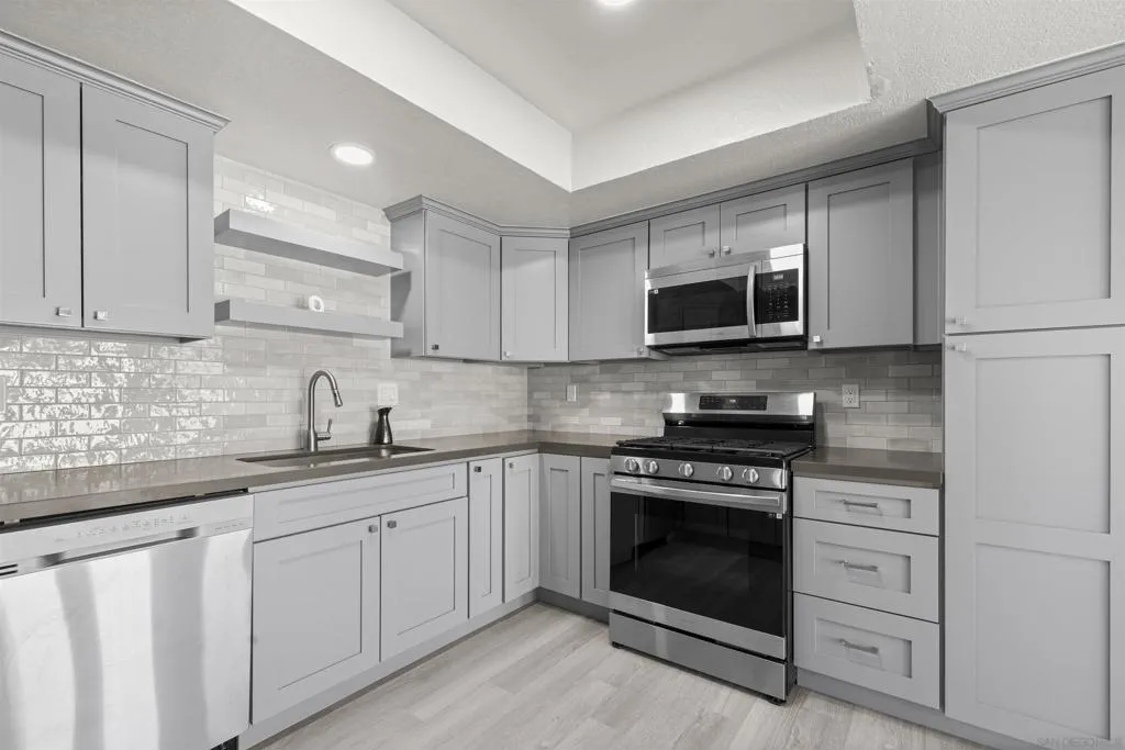 4561 Brookview Ct, Chino Hills, California 91709 home-pic-1