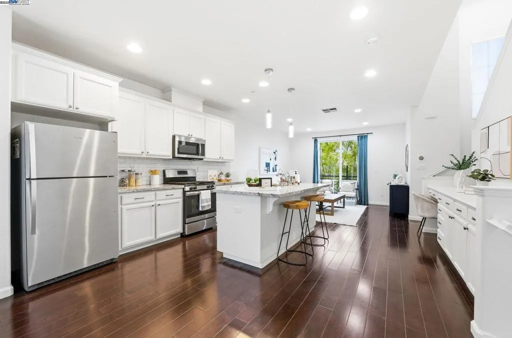 4118 Panorama Dr, Dublin, California 94568 home-pic-13