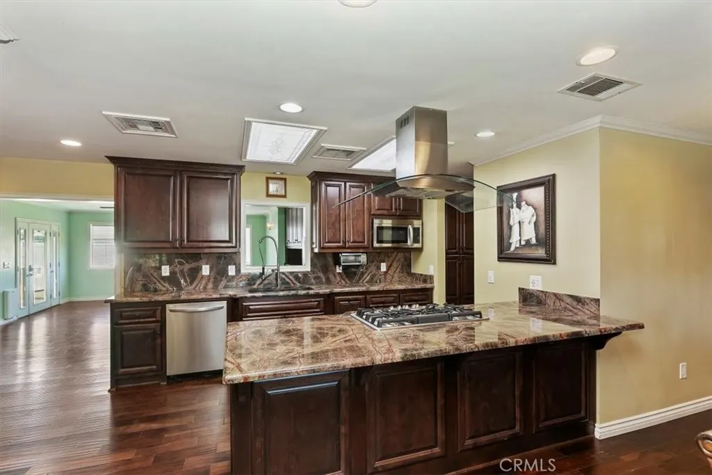 18590 Roberts, Riverside, California 92508 home-pic-26