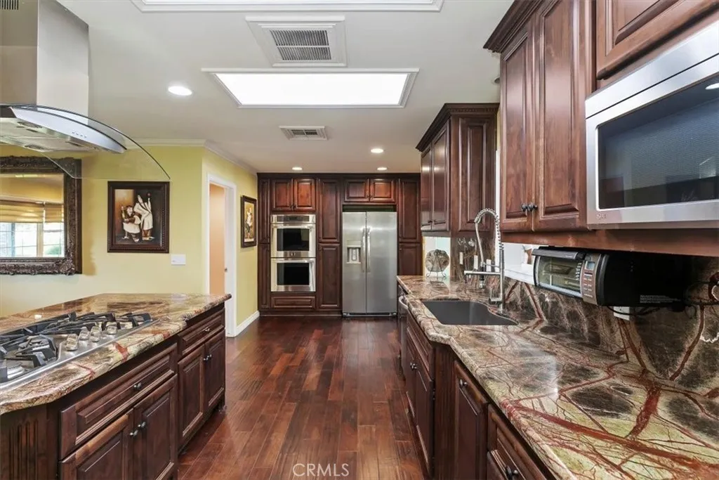 18590 Roberts, Riverside, California 92508 home-pic-25