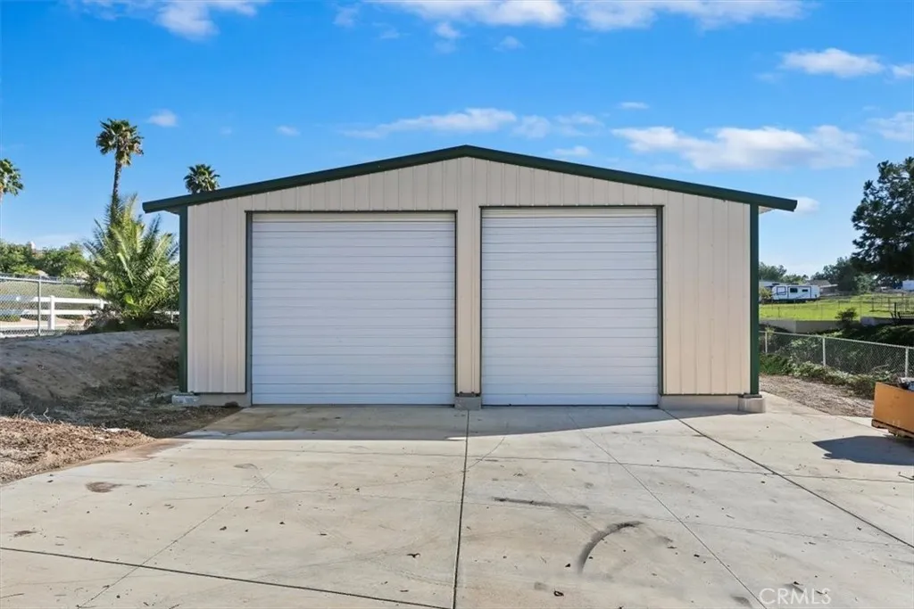 18590 Roberts, Riverside, California 92508 home-pic-60