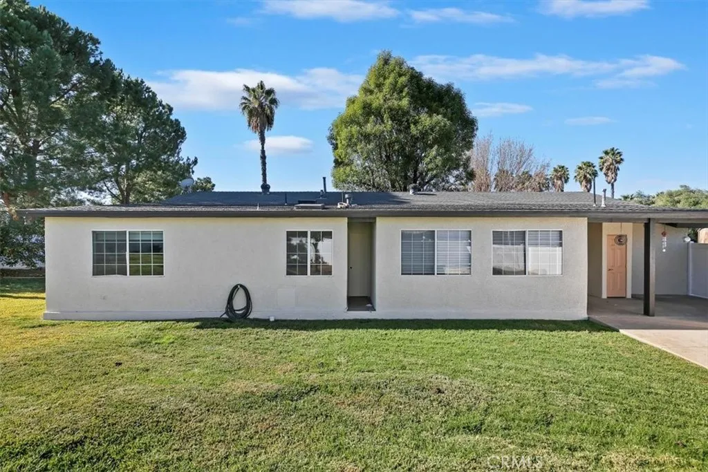 18590 Roberts, Riverside, California 92508 home-pic-43