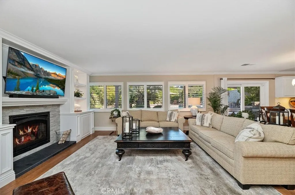 3255 Stargate, Corona, California 92882 home-pic-10
