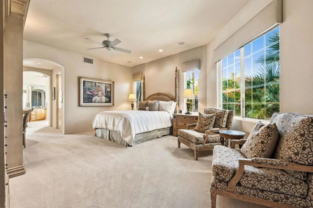 650 Gold Canyon Drive, Palm Desert, California 92211 home-pic-34