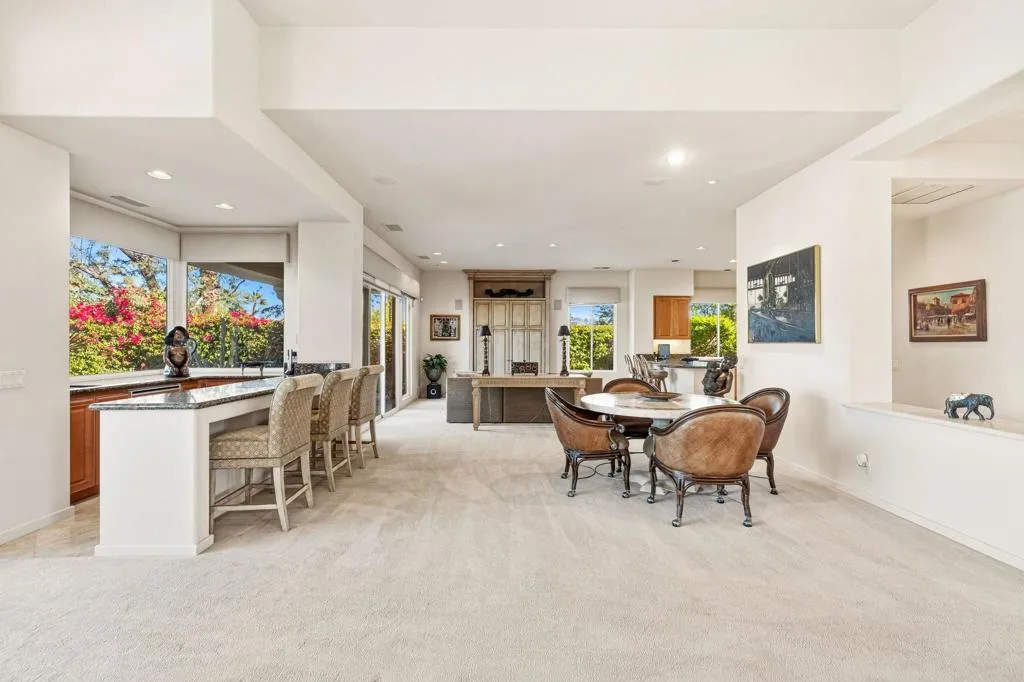 650 Gold Canyon Drive, Palm Desert, California 92211 home-pic-15