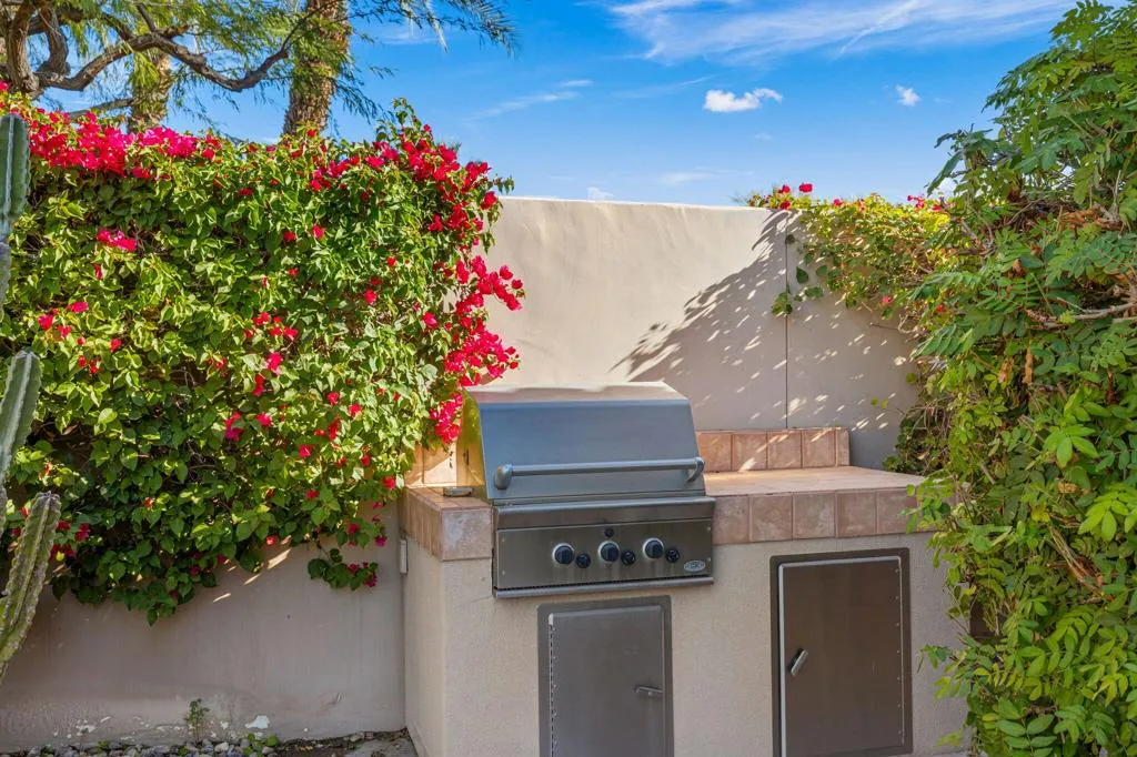 650 Gold Canyon Drive, Palm Desert, California 92211 home-pic-63