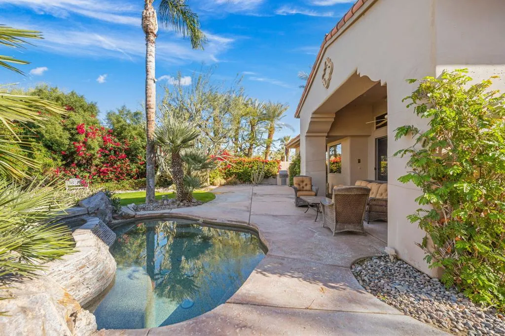 650 Gold Canyon Drive, Palm Desert, California 92211 home-pic-55