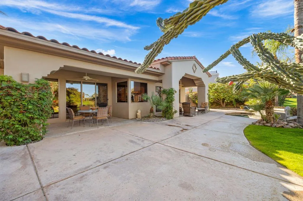 650 Gold Canyon Drive, Palm Desert, California 92211 home-pic-58