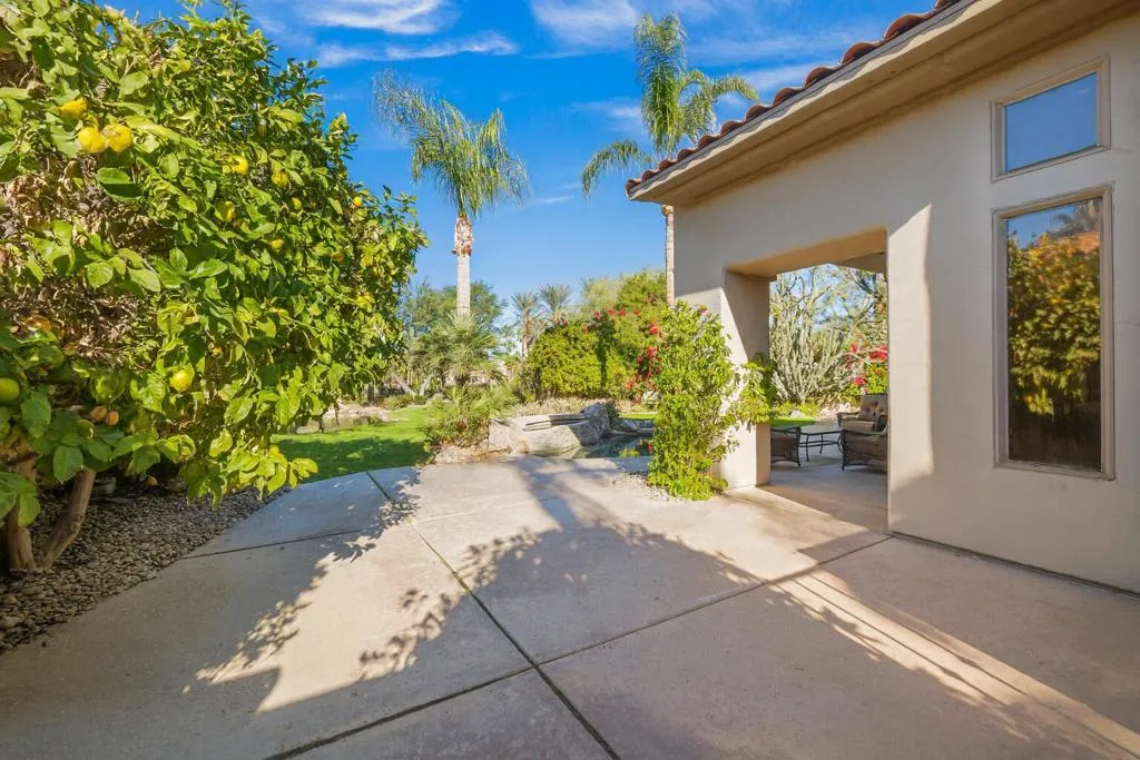 650 Gold Canyon Drive, Palm Desert, California 92211 home-pic-64