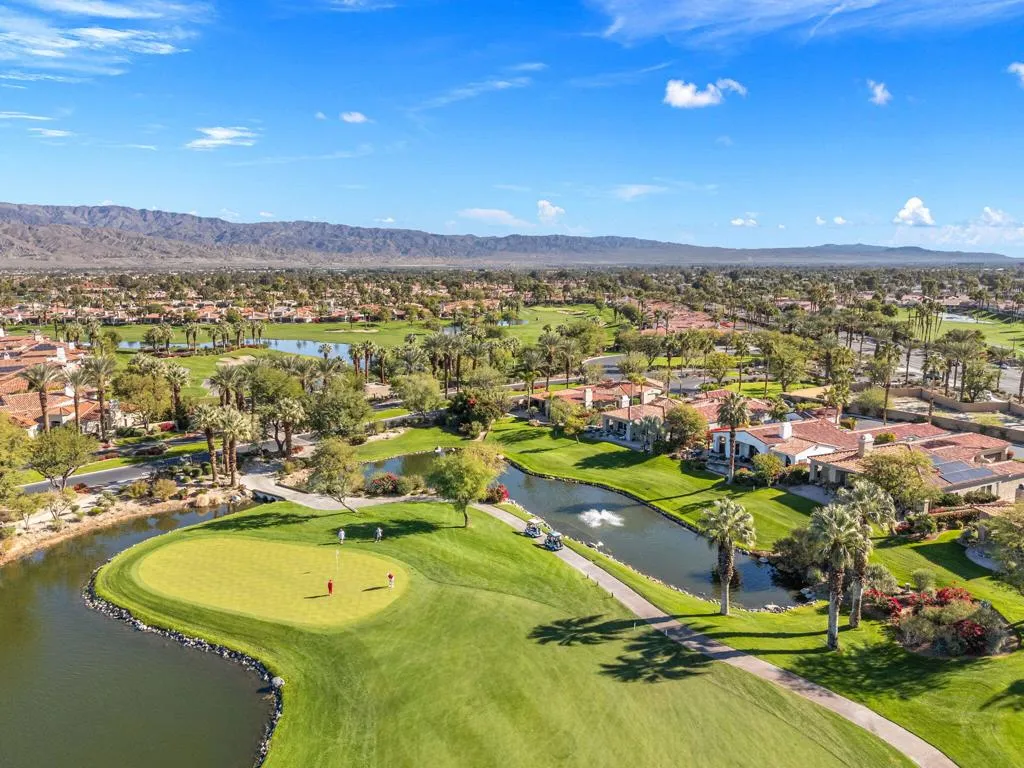 650 Gold Canyon Drive, Palm Desert, California 92211 home-pic-68