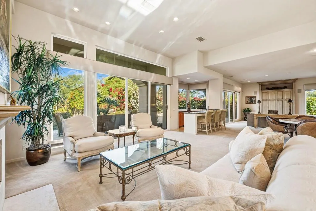 650 Gold Canyon Drive, Palm Desert, California 92211 home-pic-13