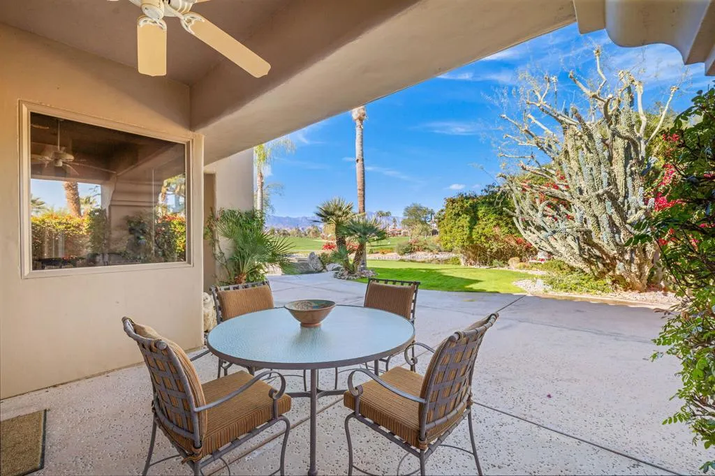 650 Gold Canyon Drive, Palm Desert, California 92211 home-pic-57