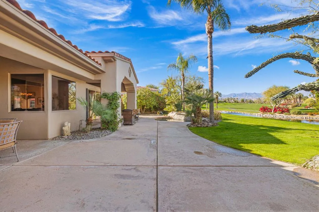650 Gold Canyon Drive, Palm Desert, California 92211 home-pic-59