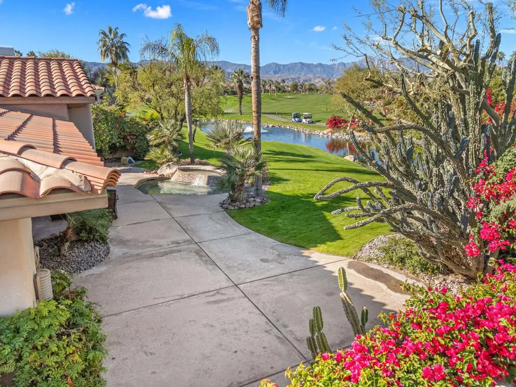 650 Gold Canyon Drive, Palm Desert, California 92211 home-pic-56