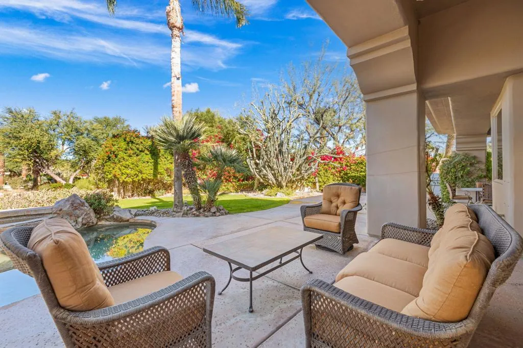 650 Gold Canyon Drive, Palm Desert, California 92211 home-pic-62