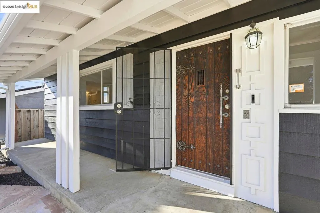 620 Chevy Chase Way, Hayward, California 94544 home-pic-4