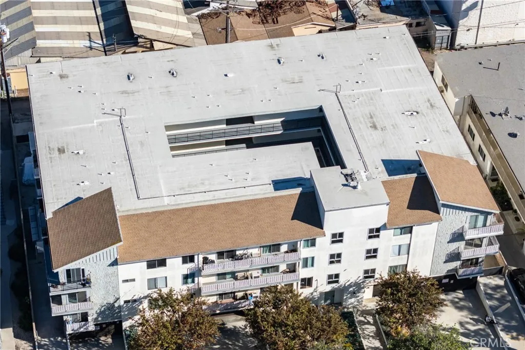 3734 S Canfield, Los Angeles, California 90034 home-pic-32