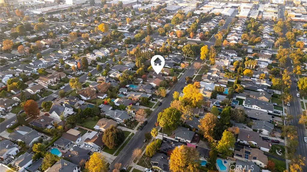 5715 Norwich, Van Nuys, California 91411 home-pic-31