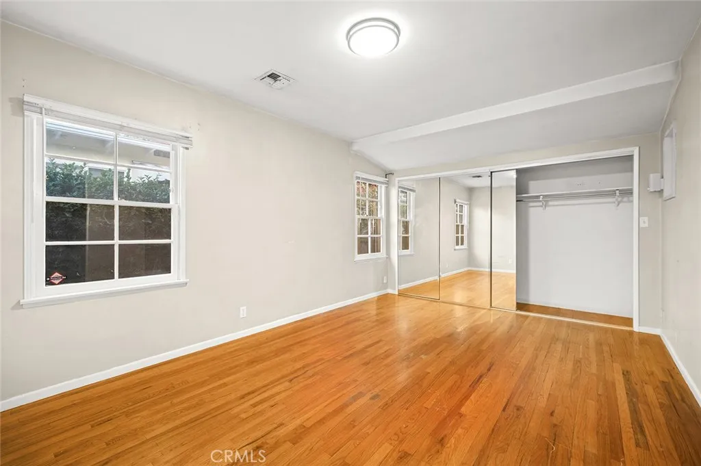 5715 Norwich, Van Nuys, California 91411 home-pic-16