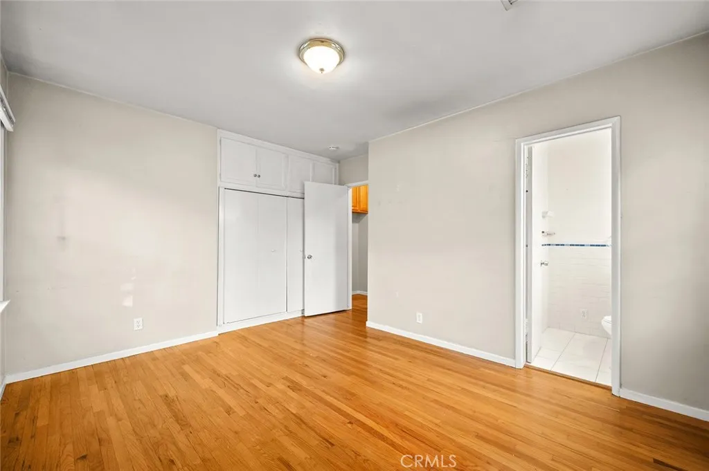 5715 Norwich, Van Nuys, California 91411 home-pic-13