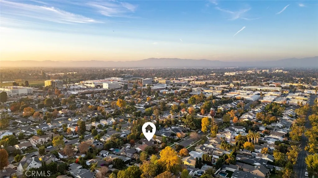 5715 Norwich, Van Nuys, California 91411 home-pic-32