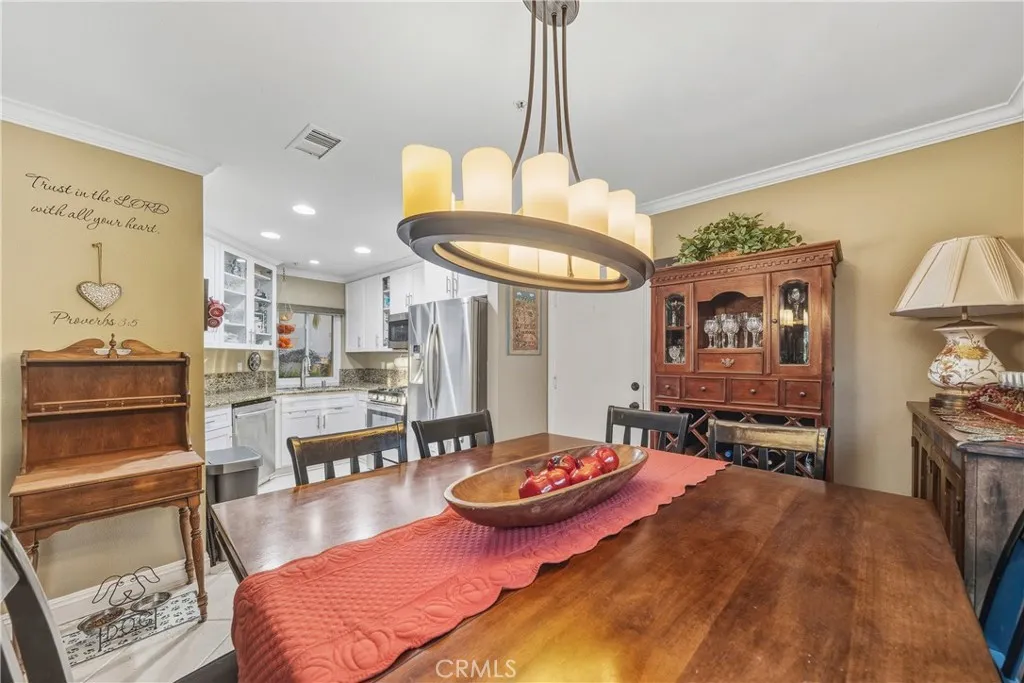 638 Via Umbroso, San Clemente, California 92672 home-pic-10