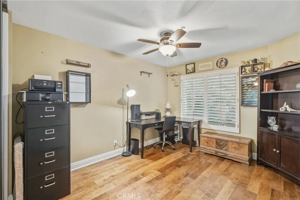 638 Via Umbroso, San Clemente, California 92672 home-pic-16