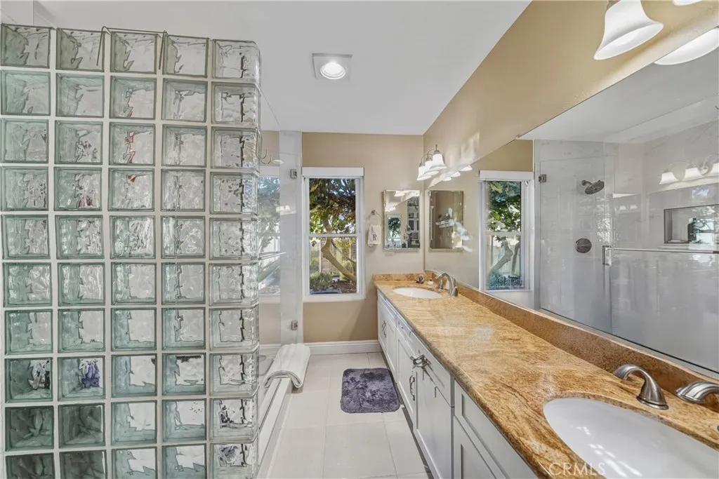 638 Via Umbroso, San Clemente, California 92672 home-pic-23