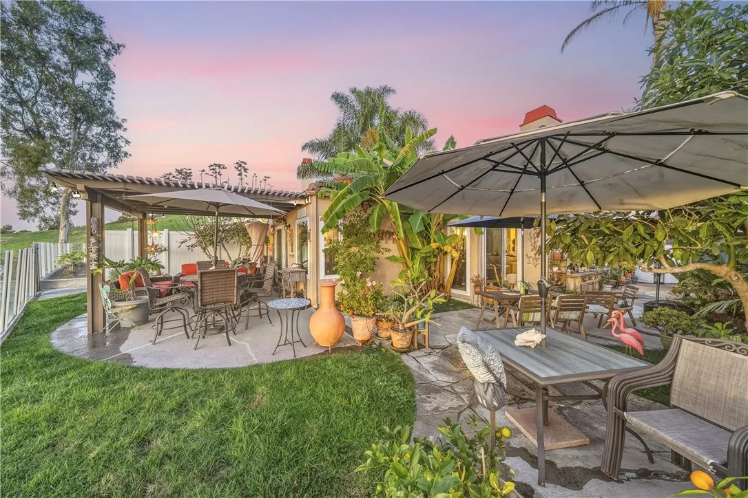 638 Via Umbroso, San Clemente, California 92672 home-pic-30