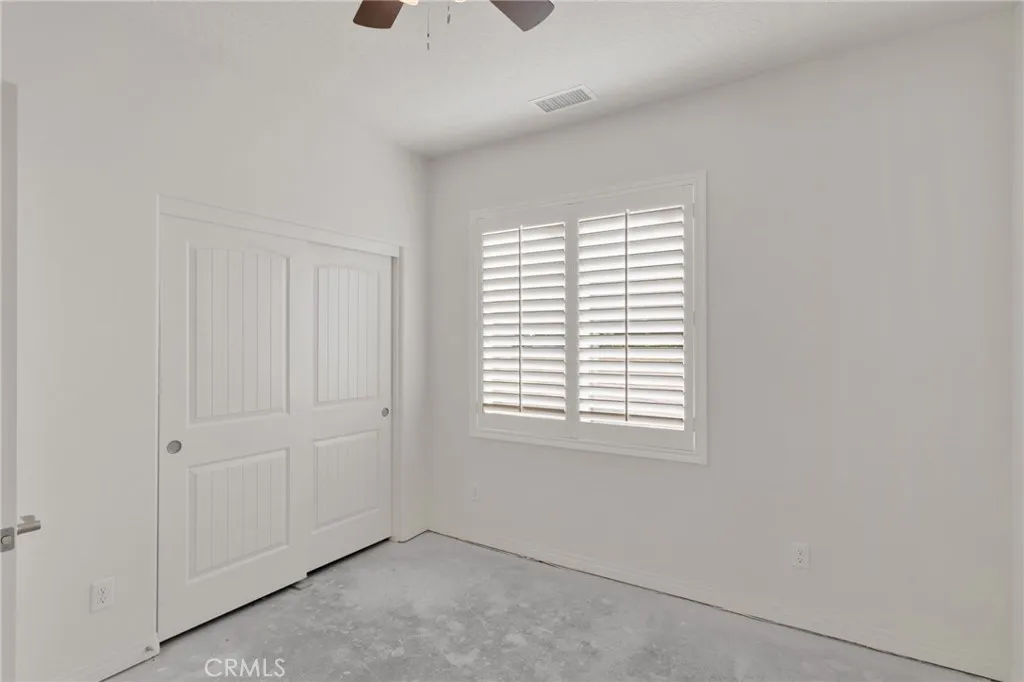 15772 Jasmine Street, Victorville, California 92395 home-pic-28