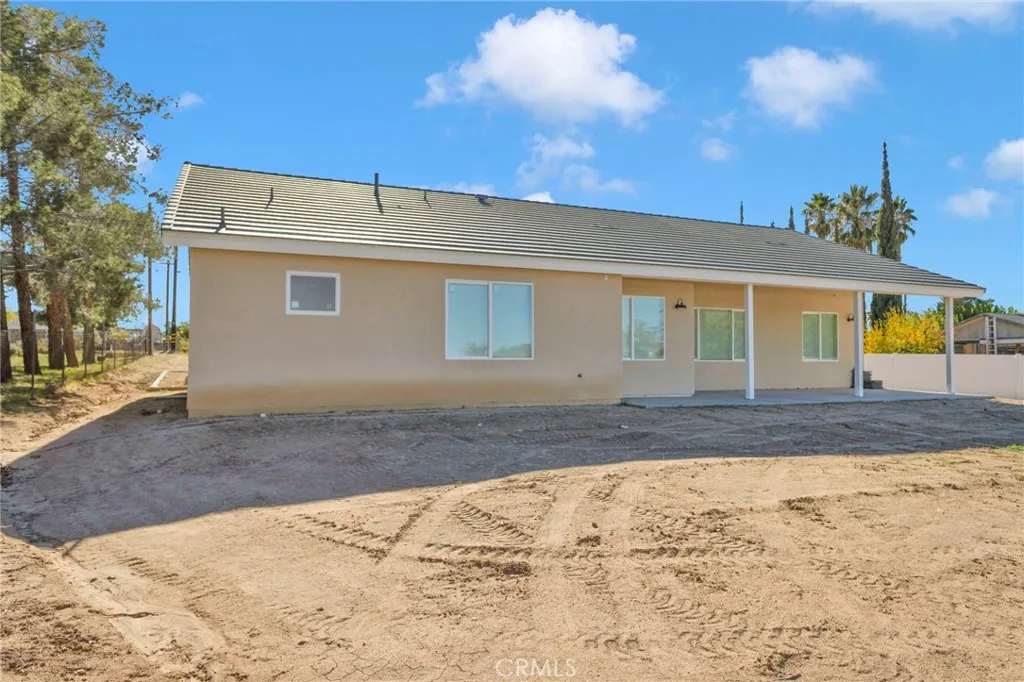 15772 Jasmine Street, Victorville, California 92395 home-pic-36