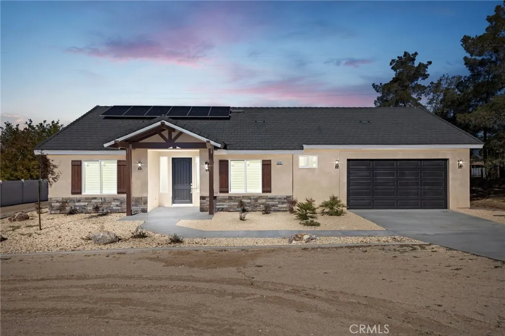 15772 Jasmine Street, Victorville, California 92395 home-pic-0
